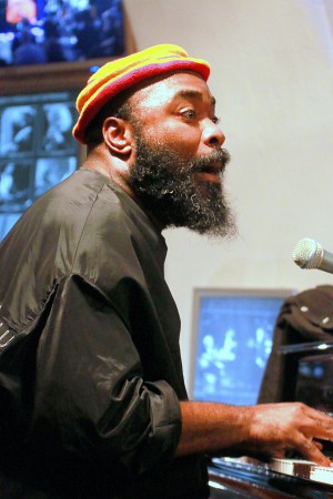 Nduzu Makhatini (F: Frank Matthey)